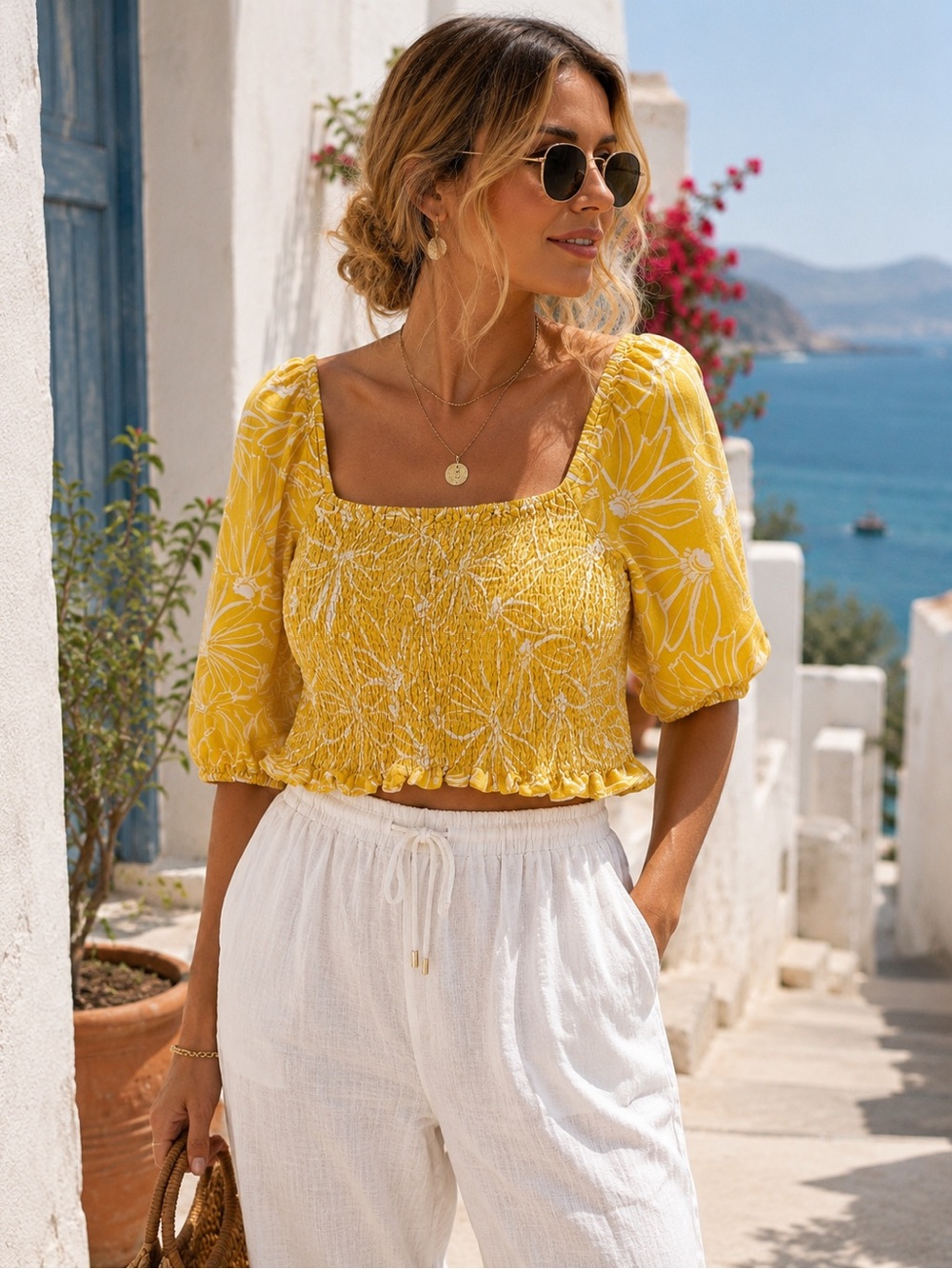 Universal Thread  Target Yellow Floral Smocked Puff Sleeve Crop Top Size M